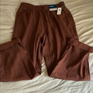 Old Navy Joggers in Rich Brown